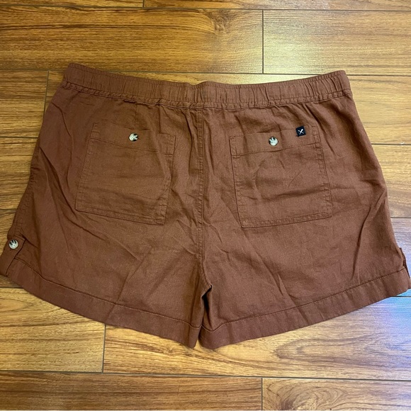 Linen Shorts - Picture 4 of 4